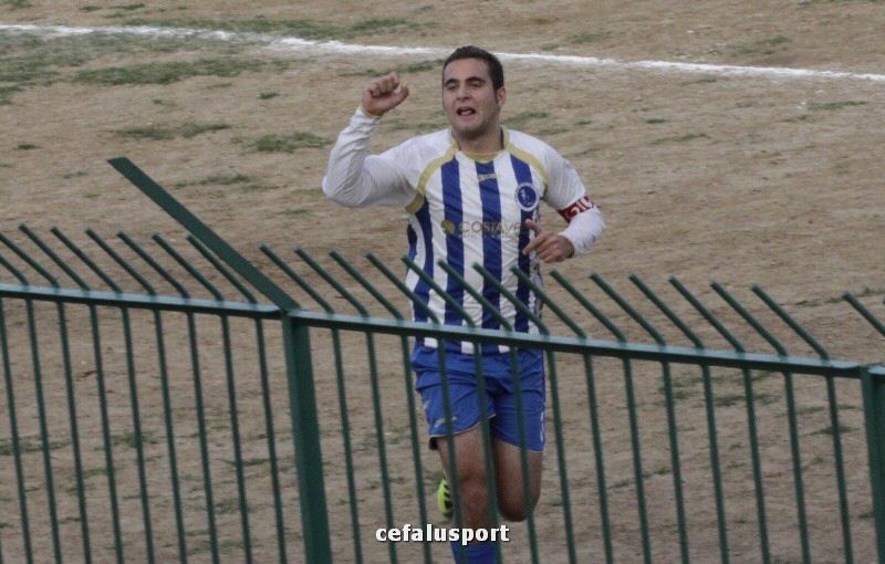111030 sport 098y_tn.jpg